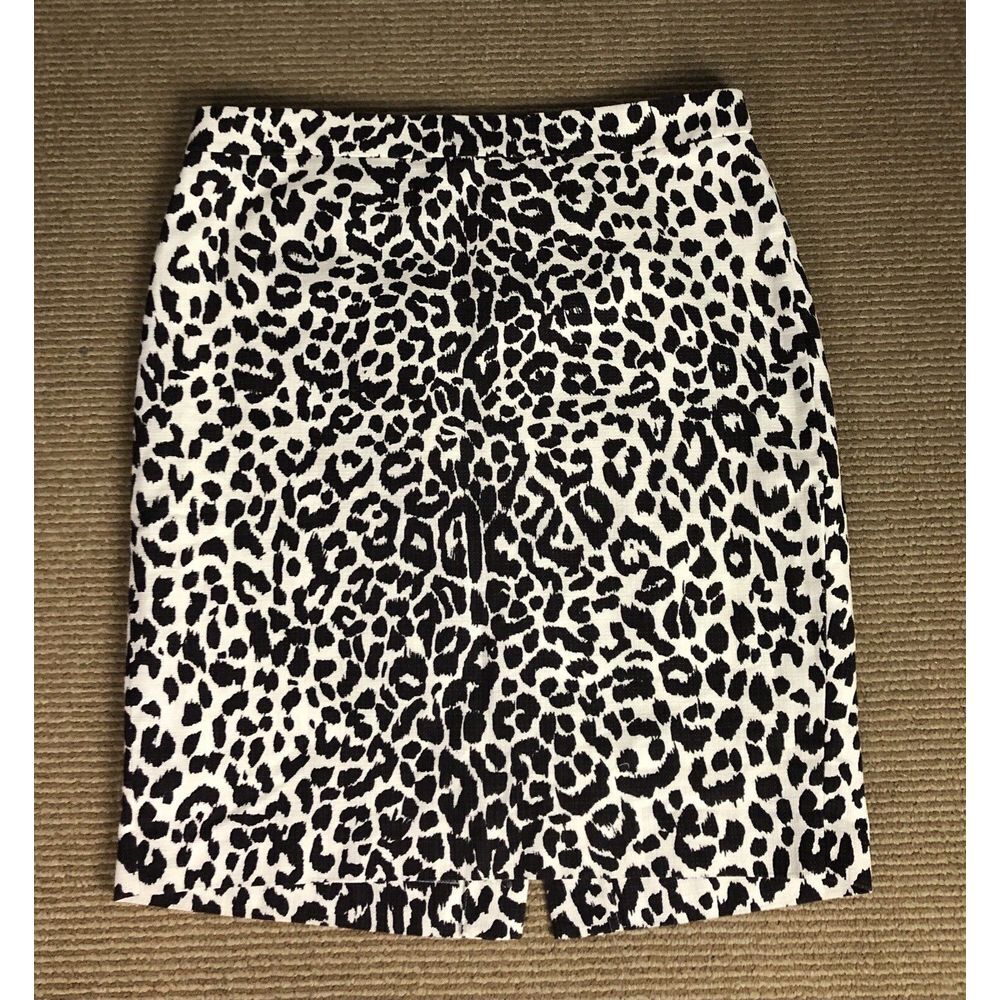 J.Crew‎ The Pencil Skirt 100% Cotton Size 8 Black Animal Print Comfy Lining